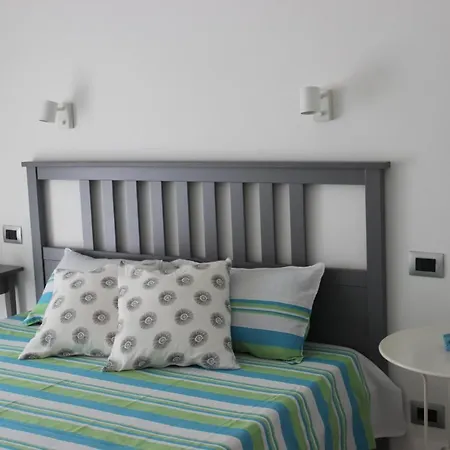 Lungomare Toscanelli Apartment Lido di Ostia