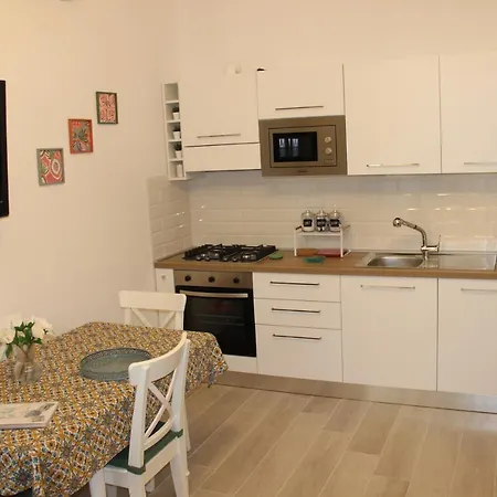 Lungomare Toscanelli Apartment