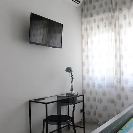 Apartment Lungomare Toscanelli