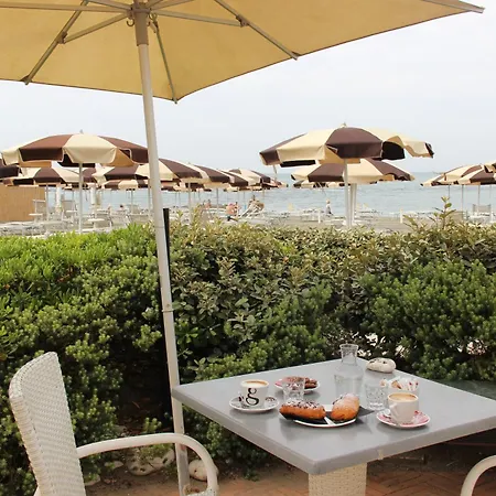 Apartment Lungomare Toscanelli *