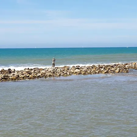 Lungomare Toscanelli Apartament Lido di Ostia